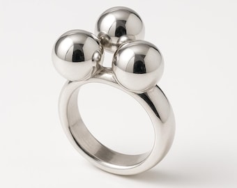 Sterling Silver 3-Ball Ring, Modern Geometric Statement Ring, Handmade Minimalist Adjustable Band, Unique Gift for Her, Silver Sphere Ring