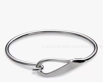 Handmade .925 Silver Caribbean Hook Bracelet. Free Shipping in a