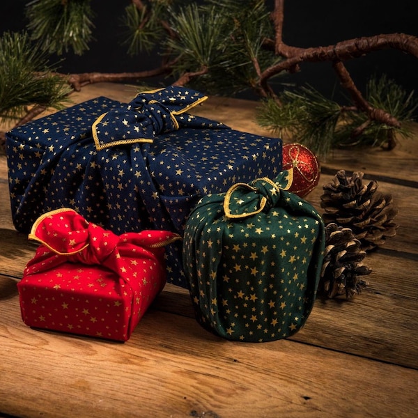 Furoshiki - Étoiles de Noël, emballage cadeau en tissu réutilisable d'inspiration japonaise, alternative au papier d'emballage zéro déchet