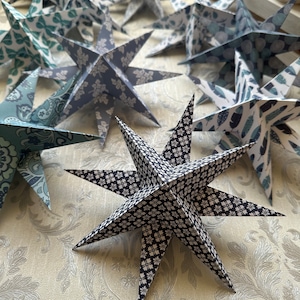 Ghirlanda di stelle di carta / Decorazione di stelle di carta appese / Decorazione per feste primaverili / Stelle di carta festive / Stelle di carta blu per baby shower
