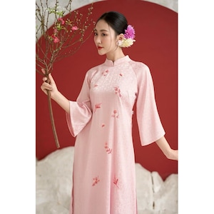 Pink Ao Dai, embroidered flowers dress, Pre-make Vietnamese Traditional Ao Dai with pant for Girls Women wedding party áo dài gấm tơ suông