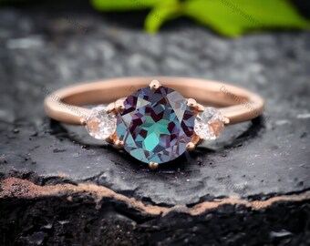 Round Cut Alexandrite Bridal Ring Color Changing Gemstone Wedding Ring June Birthstone Jewelry 14K Rose Gold Proposal Ring Personalized Gift