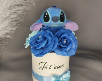 Small box of personalized eternal rose composition plush toy Stitch or Angela. Rose bouquet. Valentine's Day Gift Couple Anniversary