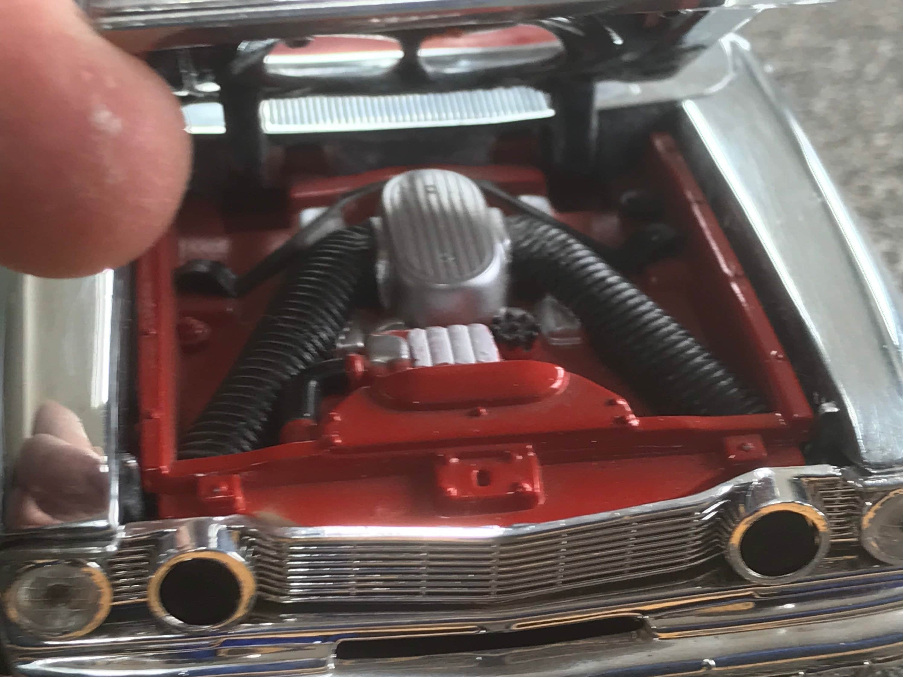 Maisto 1:24 1964 Ford Fairlane Thunderbolt Diecast Muscle