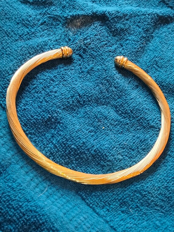 Rare vintage gold tone fashion statement choker