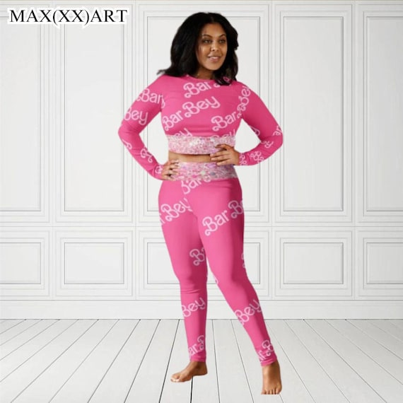 Barbey Be-Inspired 2 Piece Set Long Sleeve Crop Top High Waist Leggings Barb Doll Celebrity Dupe Style Sasha F. Merch NO REAL GLITTER Barbey Be-Inspired 2 Piece Set Long Sleeve Crop Top High Waist Leggings Barb Doll Celebrity Dupe Style Sasha F. Merch NO REAL GLITTER