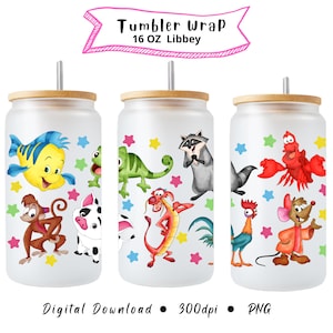 Op de afbeelding: Drie glazen bekers met bamboe deksels en rietjes. Elke beker heeft kleurrijke cartoonkarakterontwerpen en steraccenten. De tekst op de afbeelding luidt "Tumbler Wrap 16 OZ Libbey" en "Digital Download 300dpi PNG".