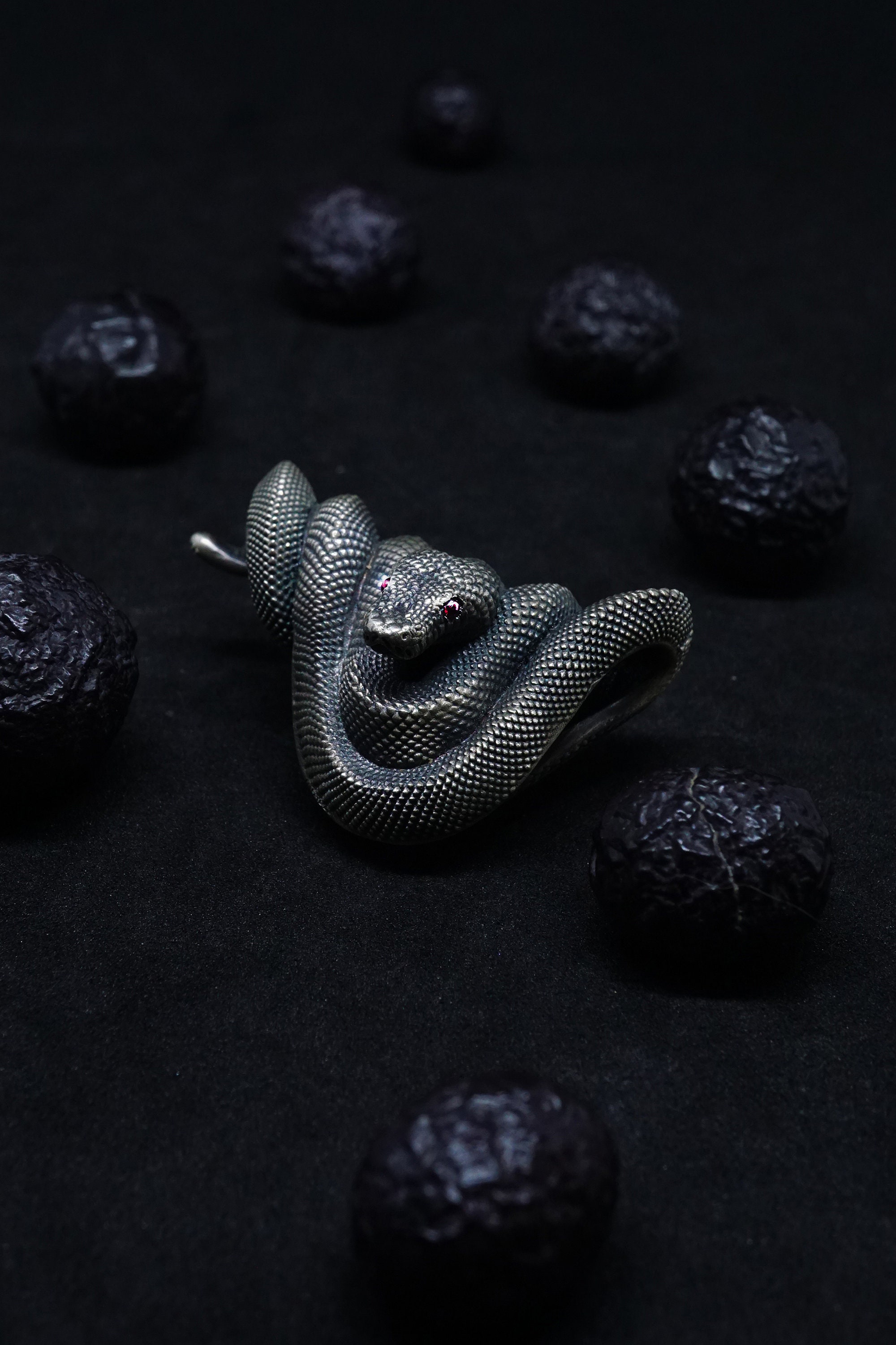 Emerald Tree Boa Pendant Green Tree Python Natural Ruby 925 Silver ...