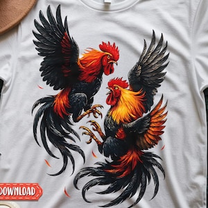 Puede incluir: Camiseta blanca con una vibrante ilustración de dos gallos en posición de pelea. Los gallos tienen plumaje rojo, naranja y negro con alas y plumas de cola detalladas. La camiseta también tiene el texto "DESCARGAS DIGITALES" y "PNG JPG 300 dpi".