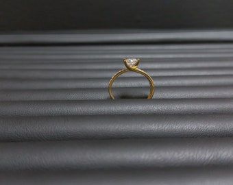 14K Gold Ring, Timeless ring, Chic ring, Trendy ring, Pearl ring, Birthstone ring, Cluster ring, Halo ring, Cocktail ring, Engraved ring