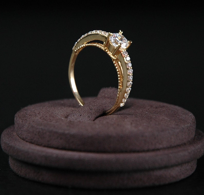 Bague en or 10K, bague en or 8K, bague pour femme, cadeau fête des mères, cadeau d'anniversaire, cadeau de Noël, cadeau pour elle, bague grand-mère, bague fille, bague maman image 1