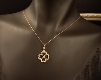 14K Gold Pendant, Flower Pendant, Flower Necklace,  Trendy pendant, Romantic pendant,  Layered pendant, Simple pendant, Birthstone pendant