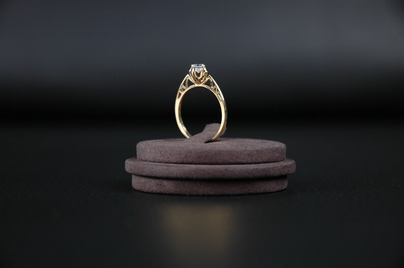 Bague en or 10 carats, bague en or 8 carats, bague élégante et raffinée, bague grand-mère, bague fille, bague maman, cadeau d'anniversaire, cadeau d'anniversaire pour elle, cadeau spécial image 6