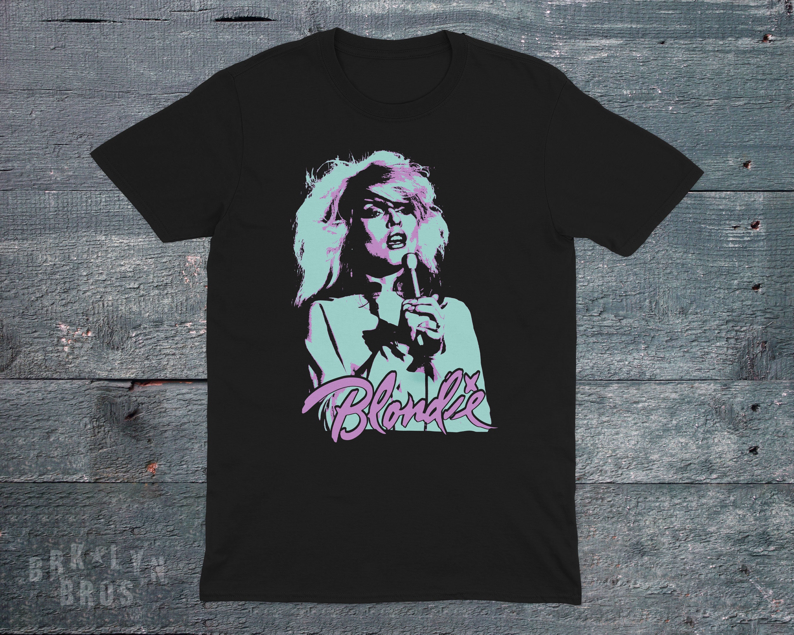 Blondie Debbie Harry Vintage Style Punk Rock Band Tshirt, Black Unisex T-Shirt.