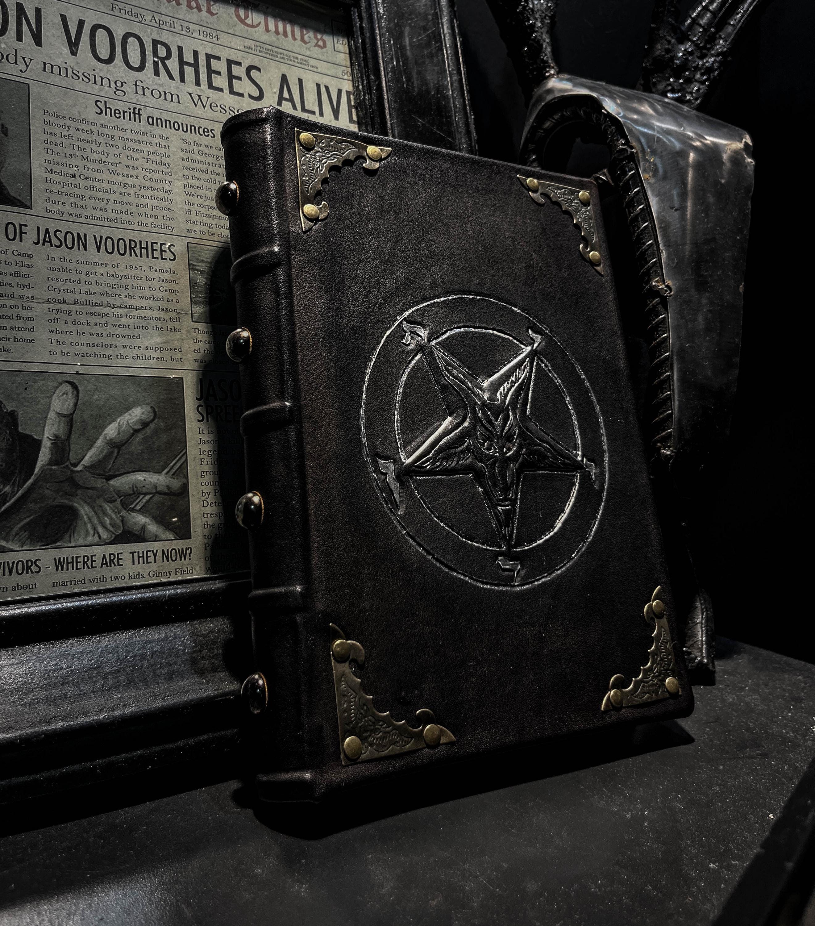 Satan vintage book España