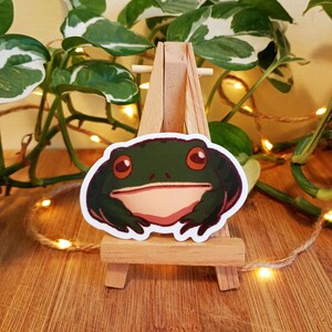 Cartoon Bullfrog Sticker Cute Hand-Drawn Vinyl Toad Decal for Nature Lovers Frog Stickers for Laptops Toad Water Bottles Herpetology Gifts