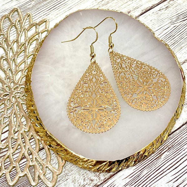 Gold Filigree Teardrop Earrings | Lightweight Hollow Out Metal Dangle Earrings | Delicate Boho Medallion Drop Earring | Hypoallergenic