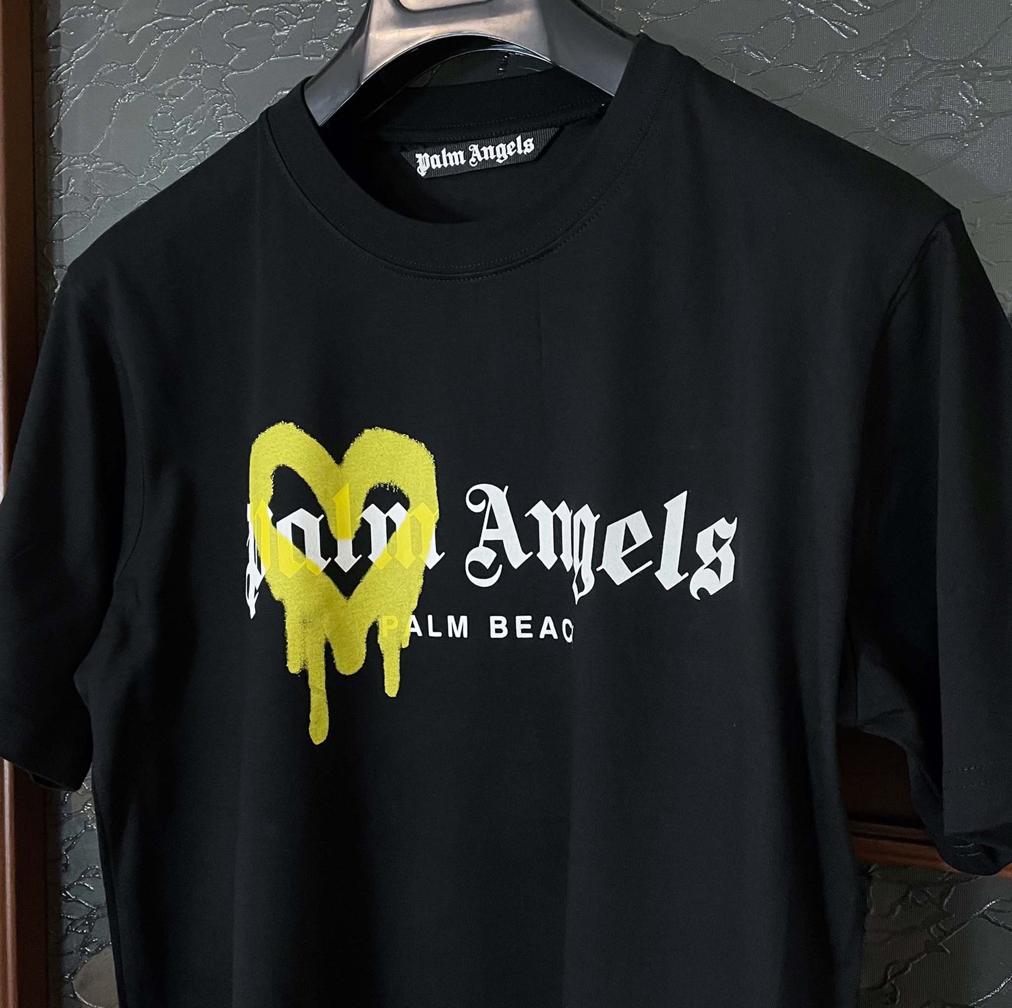 Monogram Spray City T-Shirt Paris in black - Palm Angels® Official