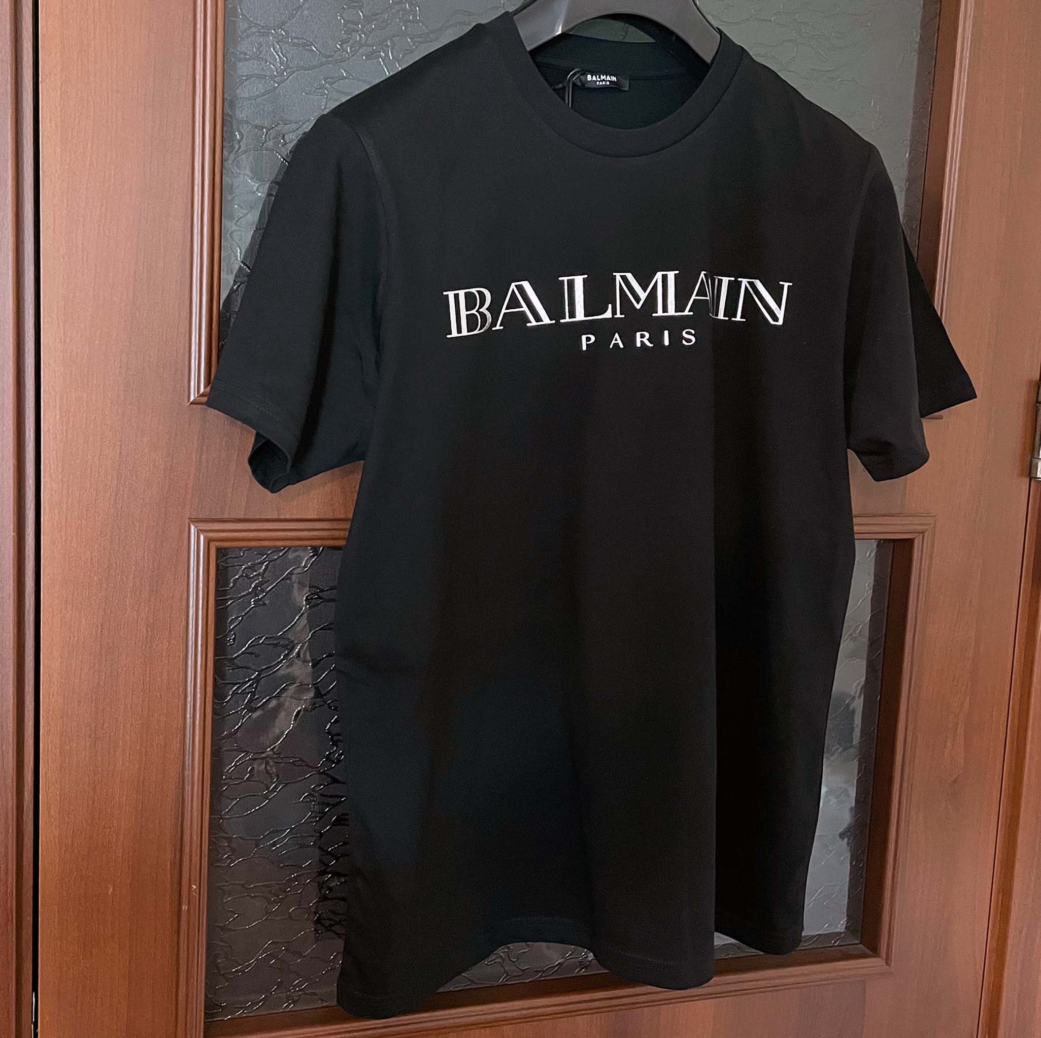 dosis Vær sød at lade være Demon Play Vintage Balmain Black T-shirt With Silver Text Design Size S - Etsy