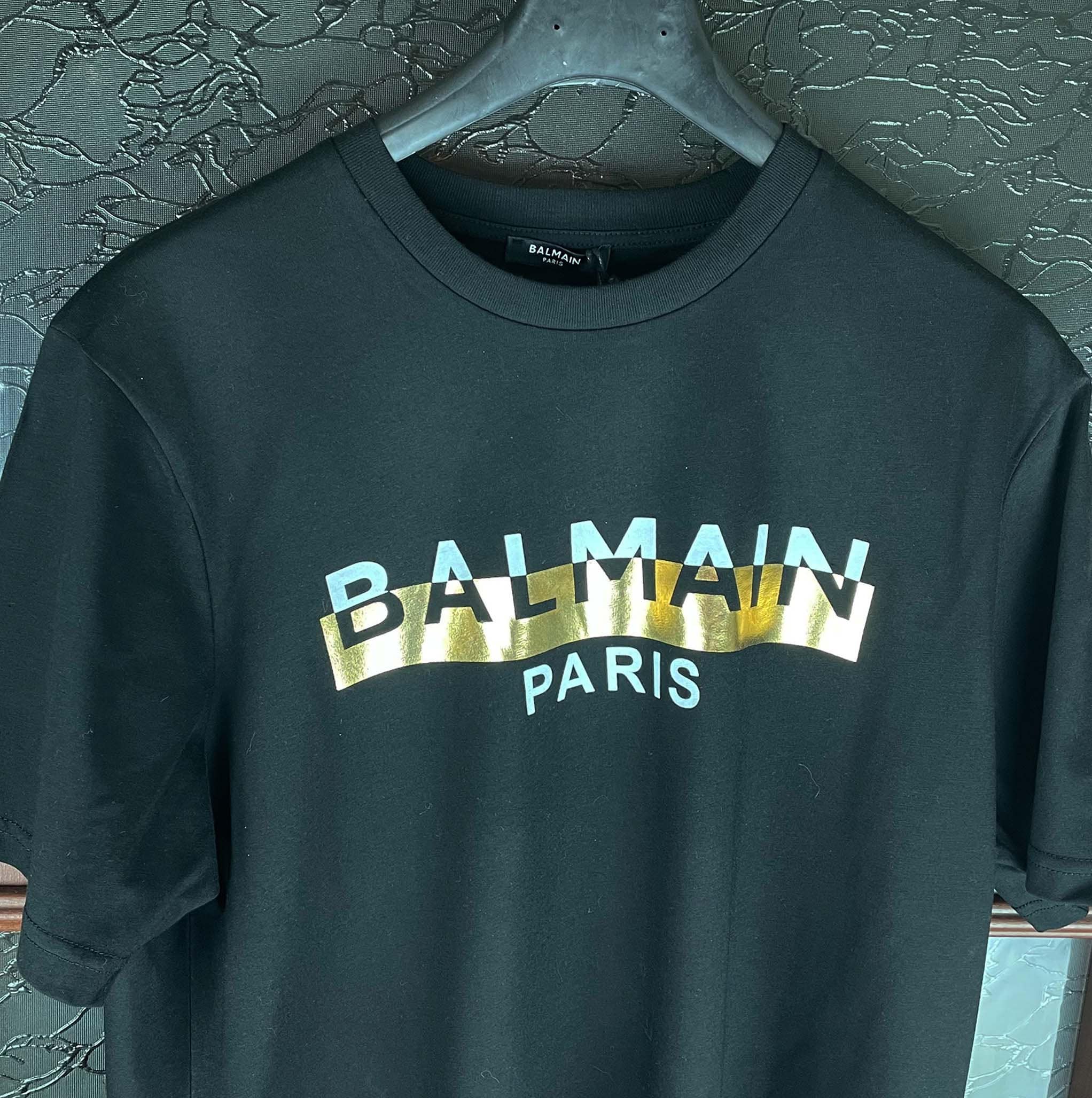 damper Løse koste Vintage Balmain Black T-shirt With Goldish Text Design Size XL - Etsy Canada
