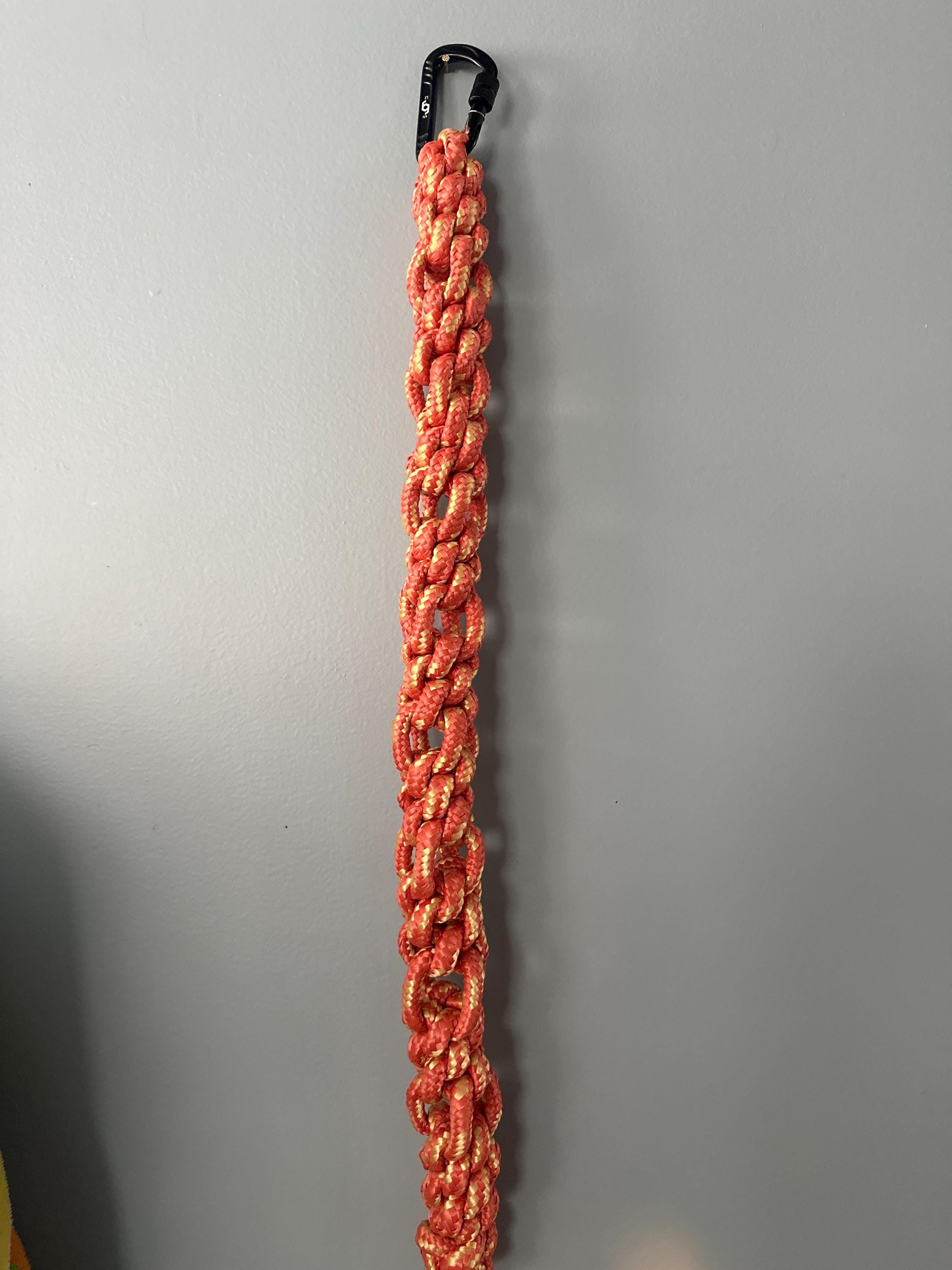 Horse Nibble Rope, long rope, snack holder for horses.