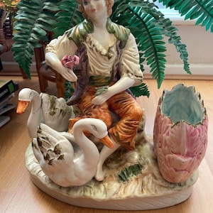 Rare Vintage Capodimonte XL Romantic Male Figure Porcelain Swans Planter vase Kitsch Italian