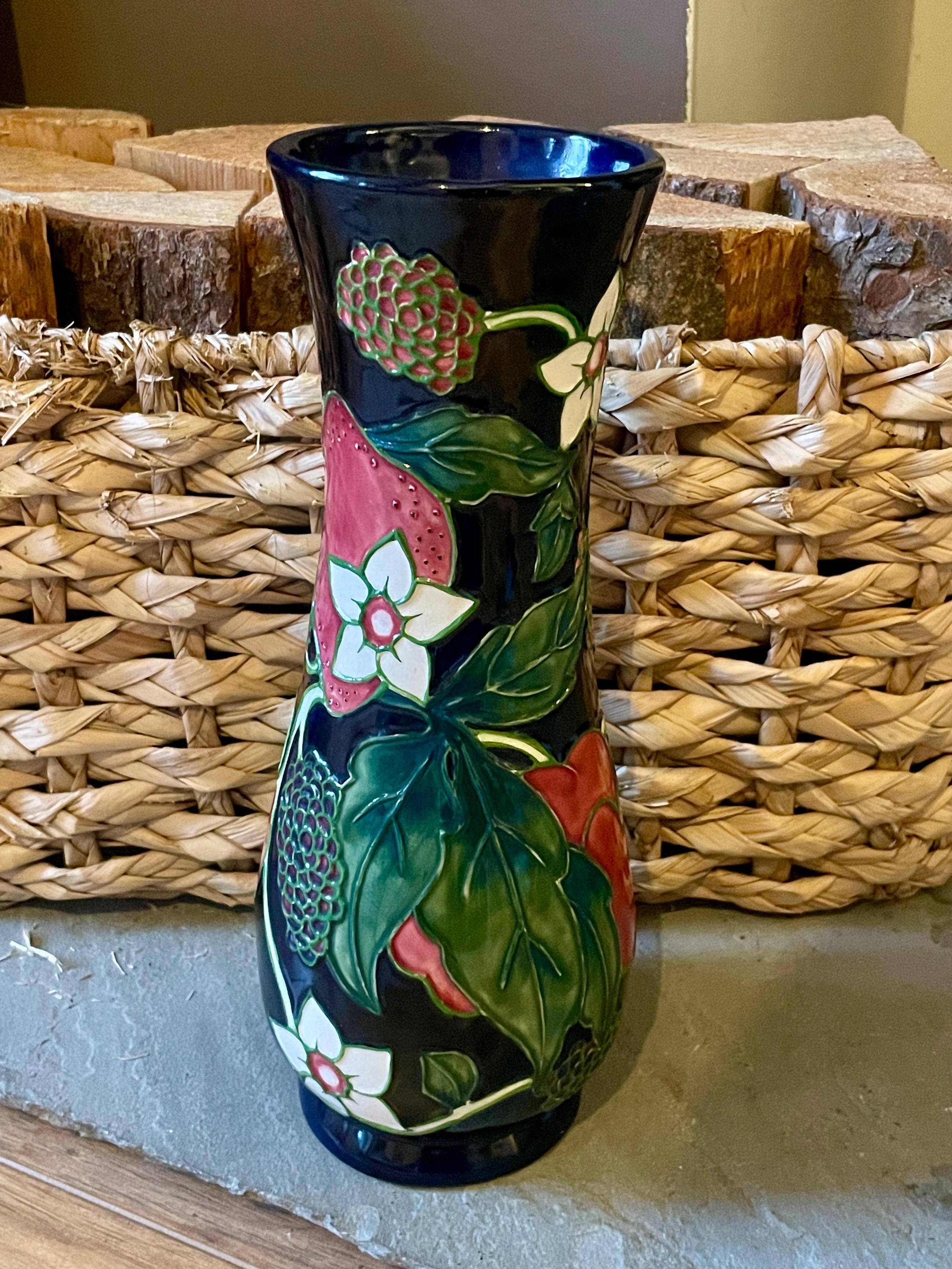 Moorcroft style vase - Etsy 日本