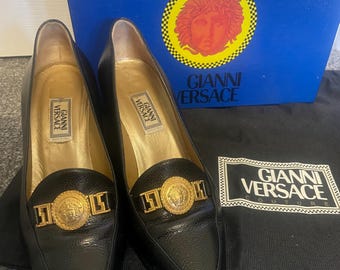 Vintage 90s Gianni Versace Gold Medusa black Leather Loafer Heels Court Shoes UK 6