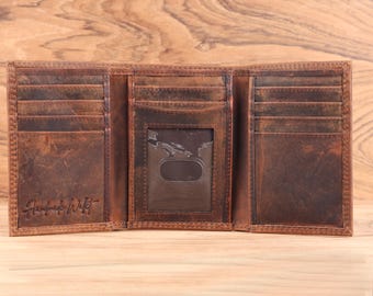 Full Grain Leather Trifold Men’s Wallet – RFID Blocking, Personalized with Custom Monogram Engraving