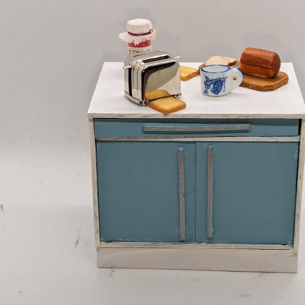 1:12 scale dolls house modern kitchen unit kit with opening doors.