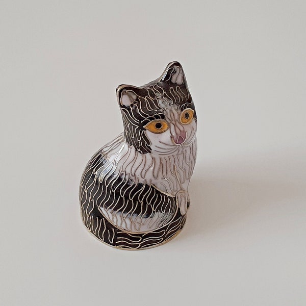 Vintage Small Cloisonné Mid Century Modern Art Cat Figurine 2"x3" weighs 2.6 oz. Great condition. MCM.