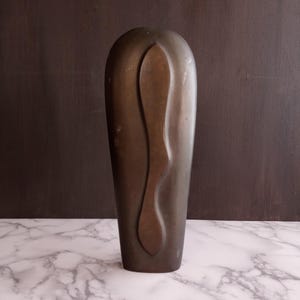 Vaso Art Nouveau, vaso vintage in ottone massiccio in stile Art Nouveau. MCM. Ritrovamento molto raro!