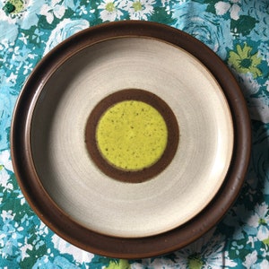 Denby potters wheel-yellow dinner plate