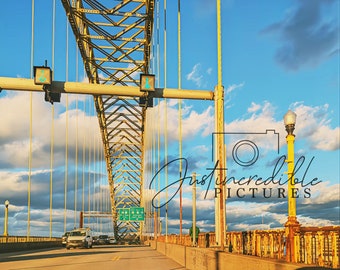 Bridge in Pittsburgh with clouds