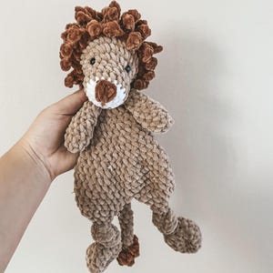 Crochet Pattern - Leo The Lion Snuggler
