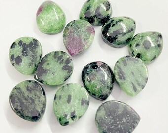 Cabujón de zoisita rubí natural de calidad AAA+, piedra preciosa suelta calibrada, disponible en todos los tamaños.