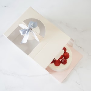 Ivory Cake Box with Window | Pack of 5 | 8 1/4&quot; x 8 1/4&quot; x 5 7/8&quot; Cake Boxes with Handle | Dessert Boxes | Bakery Boxes | Sturdy Cake Boxes