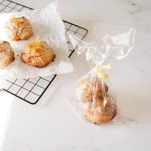 Clear Flat Cellophane Bags | 50 Bags | 12cm x 20cm | 15cm x 25cm | Cellophane Bags | Cookie Bags | Plastic Bags for Food | Gift Bags