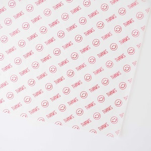 Red/Clear Smile Deli Paper | 50 Sheets | 35 cm x 25 cm Parchment Paper | Food Wrapping Paper | Food Basket Liner | Sandwich Wrap Paper