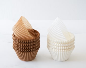 Large Cupcake Liners - Pack of 200 | 2 3/16" x 1 7/8" Tall Cupcake Liners | Greaseproof Baking Cups | 55 mm Muffin Cups | White/Kraft