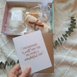 Pacote de cuidados para novas mães, cesta de presentes pós-parto, pacote de autocuidado para novas mães, cesta de presentes para futuras mamães, sal de banho pós-parto, presente para chá de bebê