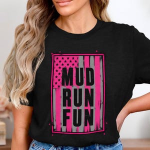 Pinkes Mud Run T-Shirt, Grunge-Sweatshirt mit amerikanischer Flagge für Hindernisläufe, Mud Runner Renntags-Hoodie, 5K Fitness-Tanktop