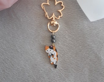 Cute hanging cat keychain