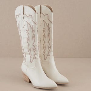 The Ainsley White - Embroidered Cowgirl Boot - Western Boots - Oasis Society Boots