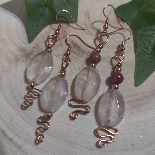 Copper wire twist earrings with rose quartz, faceted rose quartz earrings, soft pink gemstone earrings, wavy earrings with crystals