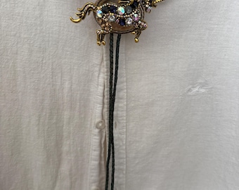Bolo de caballo oscuro