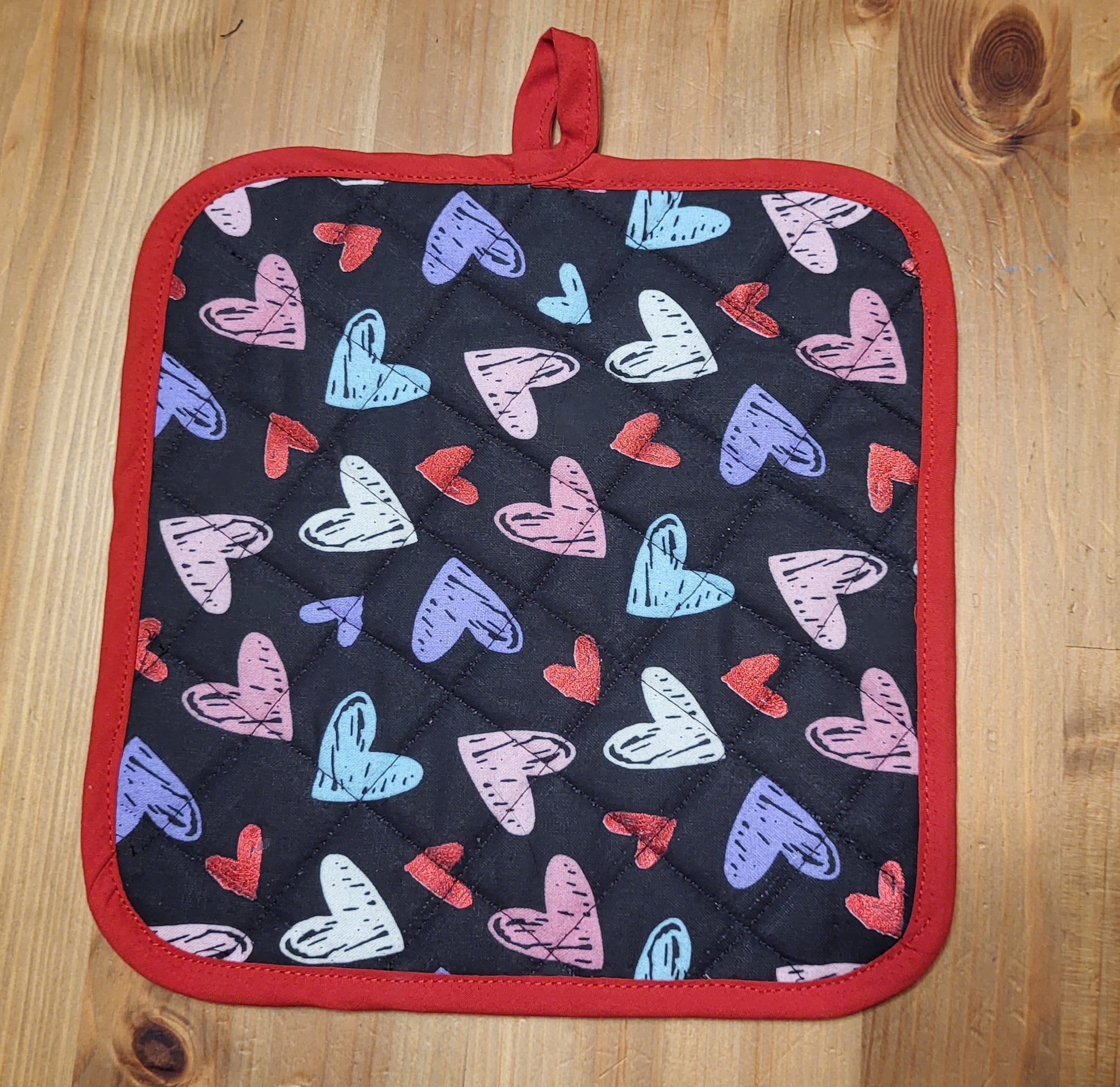 Valentine Potholders With Striking Cute Hearts set of 2 quilted Double