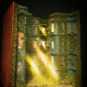 Book nook.Booknook.Courtyard of an old tenement house.