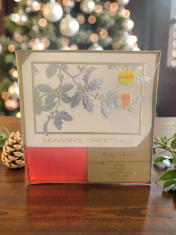 Vintage Holly Christmas Cards: 18 Foil-Lined Holiday Greeting Cards
