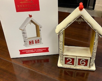 Hallmark Keepsake Countdown to Christmas Number Block Ornament Display Hanger From 2022 (Original Box)